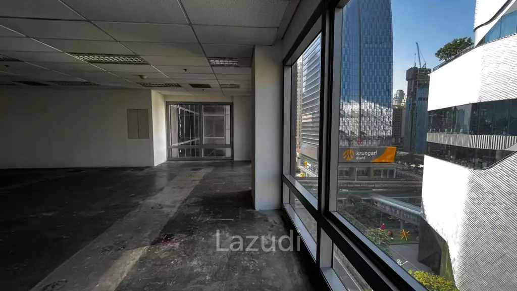 Office For Rent at Wave Place Ploenchit