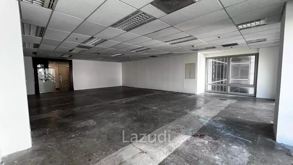 Office For Rent at Wave Place Ploenchit