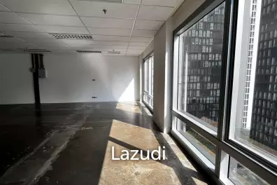 Office For Rent at Wave Place Ploenchit