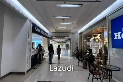 Retail Shop For Rent At Wave Place Connect to sky bridge BTS Ploenchit station