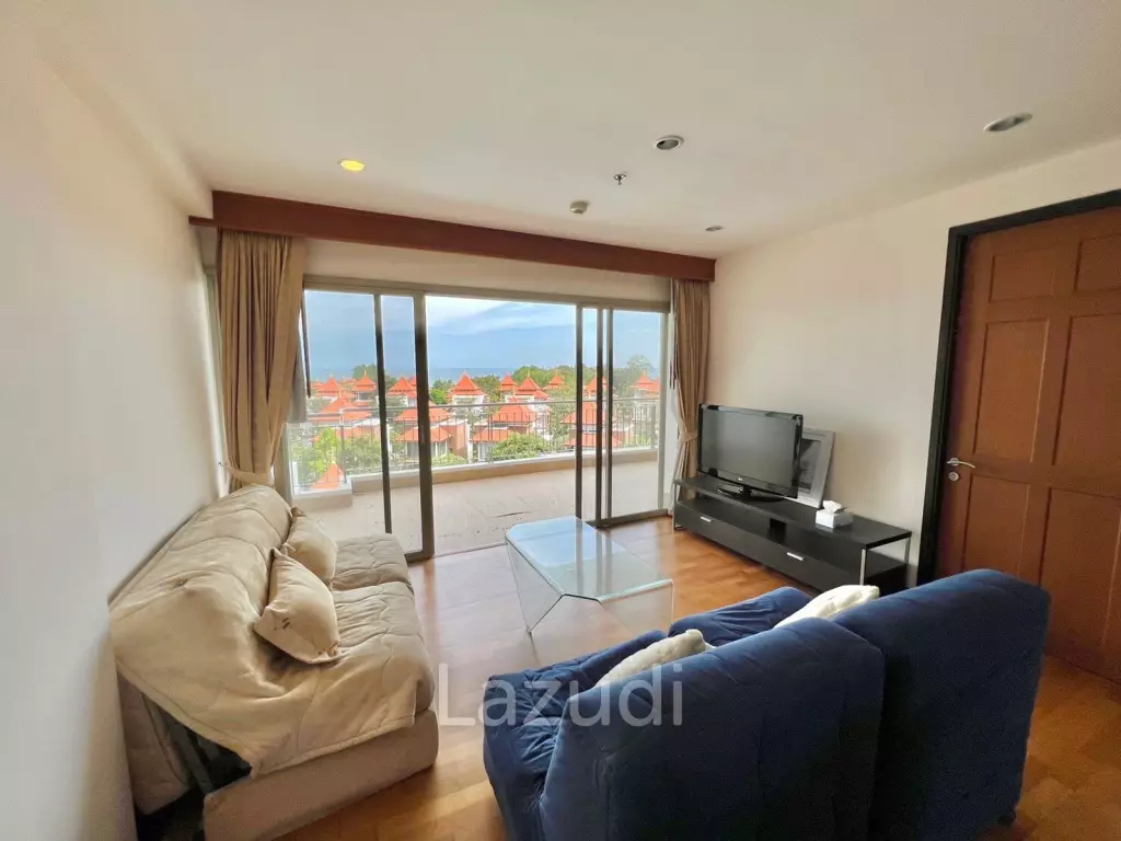 Boathouse: 2 Bedroom Condo With Sea View