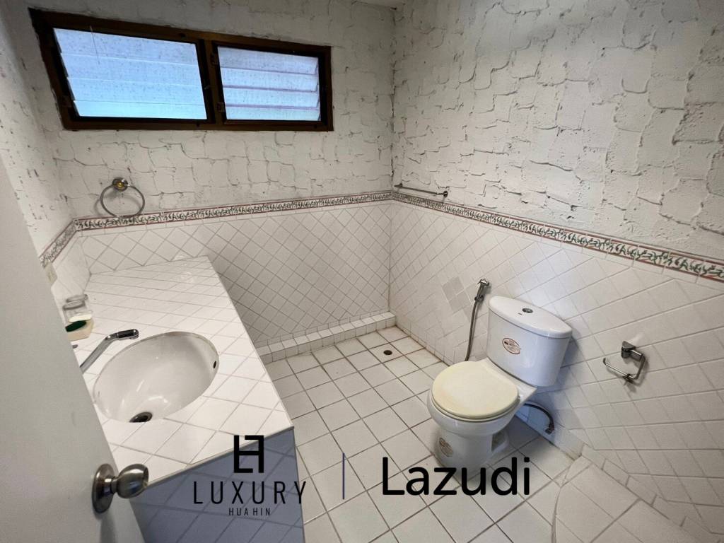 1,034 m² 4 Chambre 5 Salle de bain Villa Pour Vente