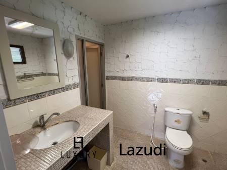 1,034 metro cuadrado 4 ` 5 Baño Villa de Venta