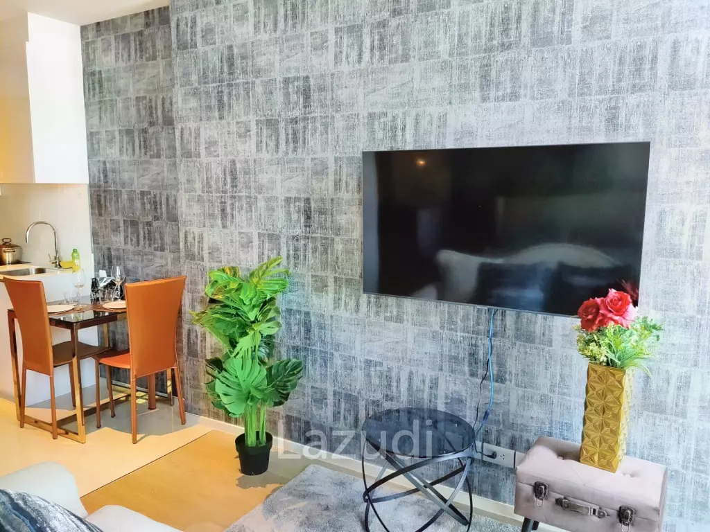 1 Bed 1 Bath 35 SQ.M At Ashton Silom