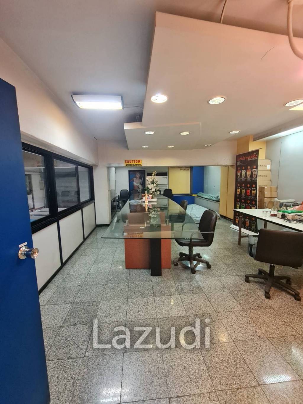 7-storey building, 5000 sqm, near BTS Bearing.