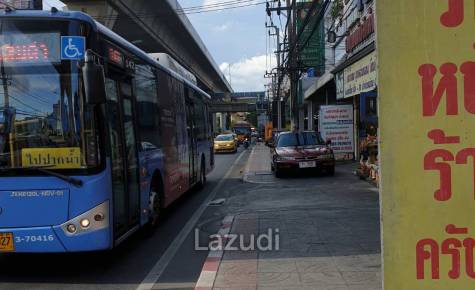 7-storey building, 5000 sqm, near BTS Bearing.