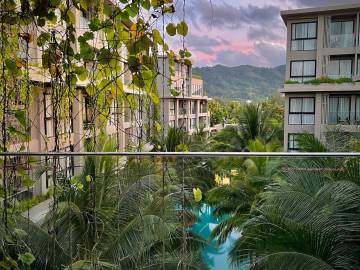 TOP FLOOR PENTHOUSE IN BANGTAO AREA