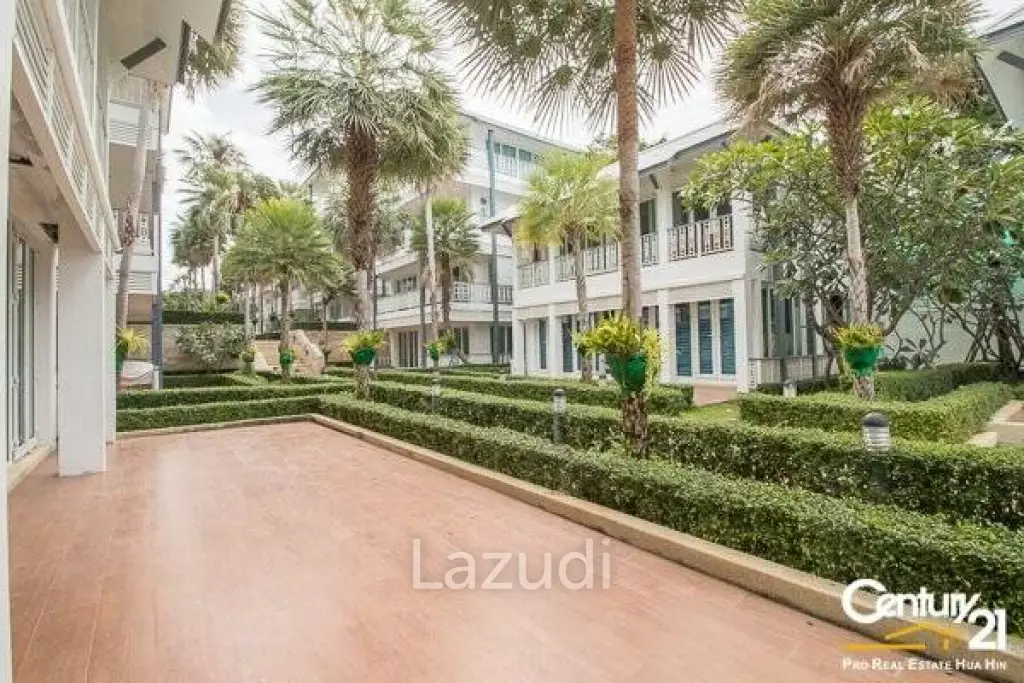 Modern Beachfront 3 Bed Villa