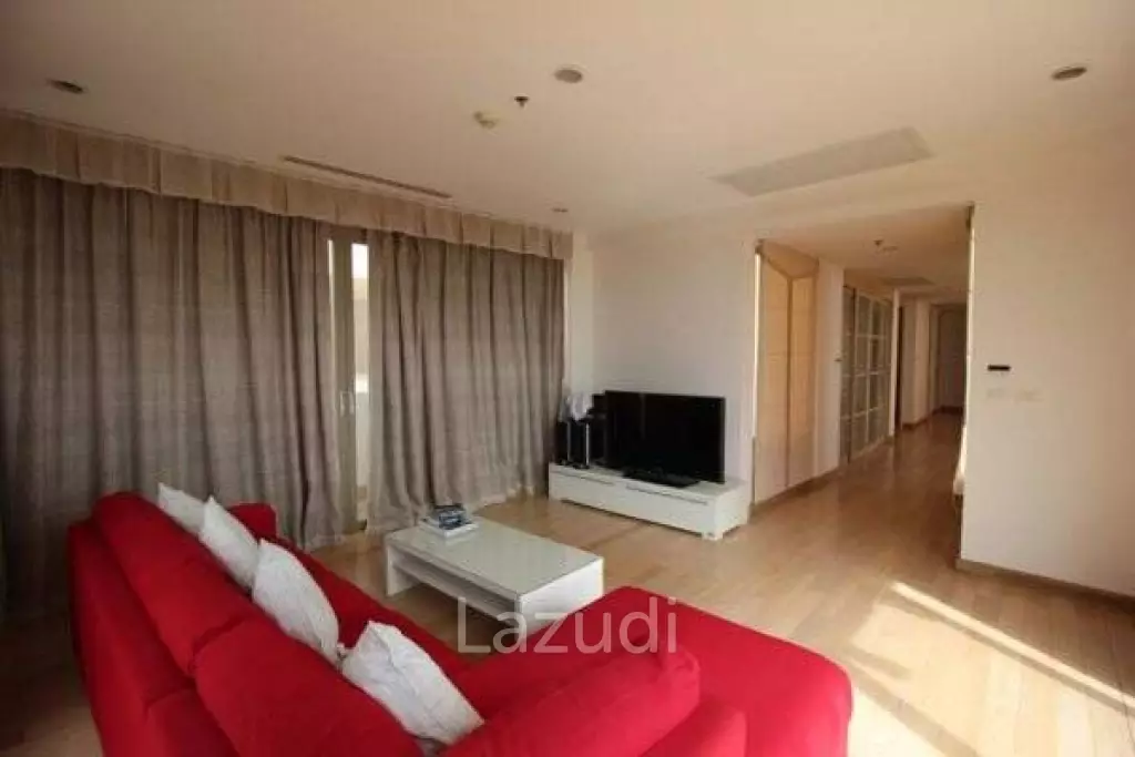 Luxury 4 Bed Penthouse condo