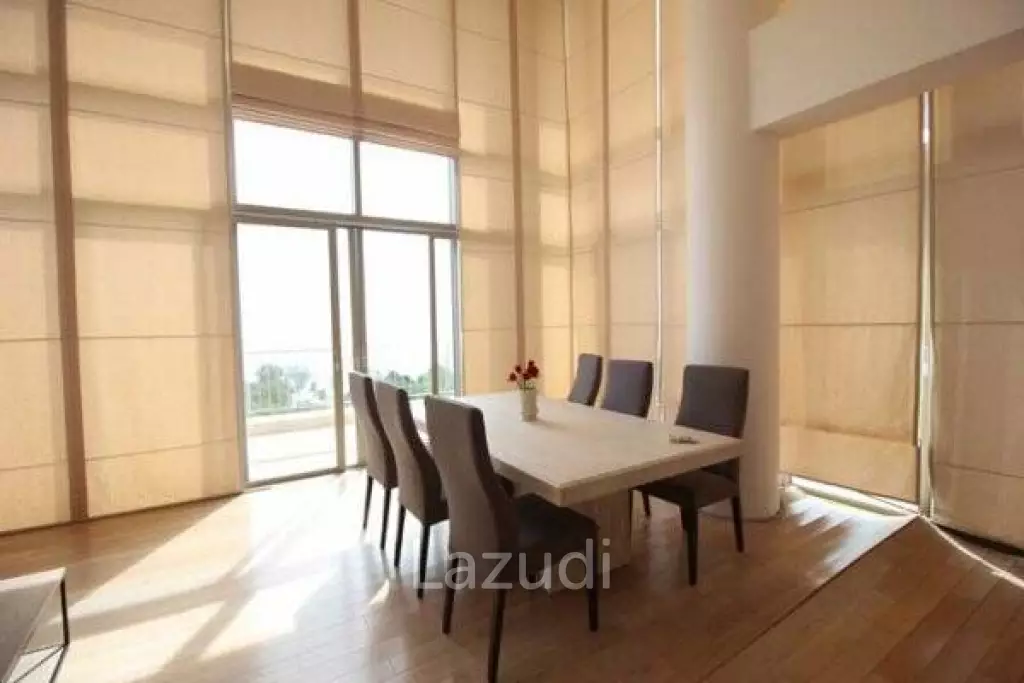 Luxury 4 Bed Penthouse condo