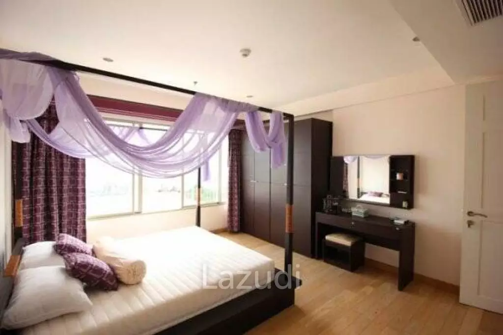 Luxury 4 Bed Penthouse condo