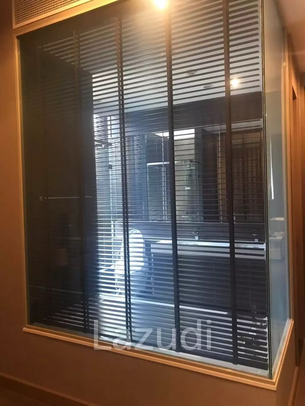 77 sqm 2 Bed Condo at The Esse at Singha Complex, Bang Kapi Huai Kwang