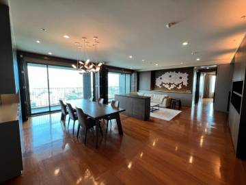4 Bed 4 Bath 225 SQ.M The Parco