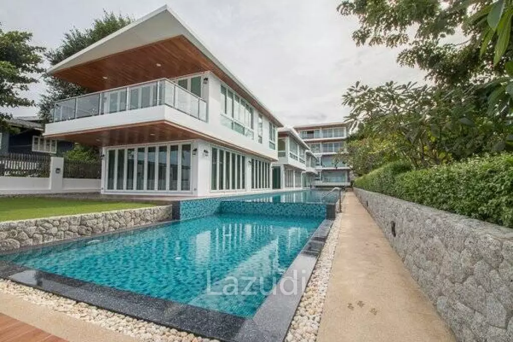 2 Bed Beachfront Condo