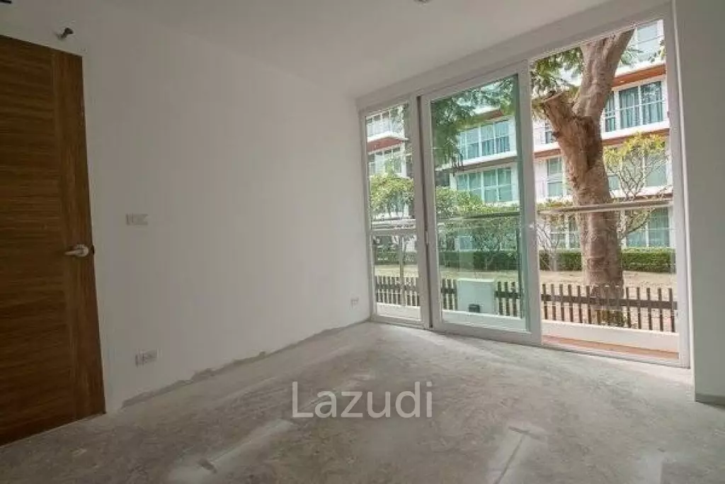 2 Bed Beachfront Condo