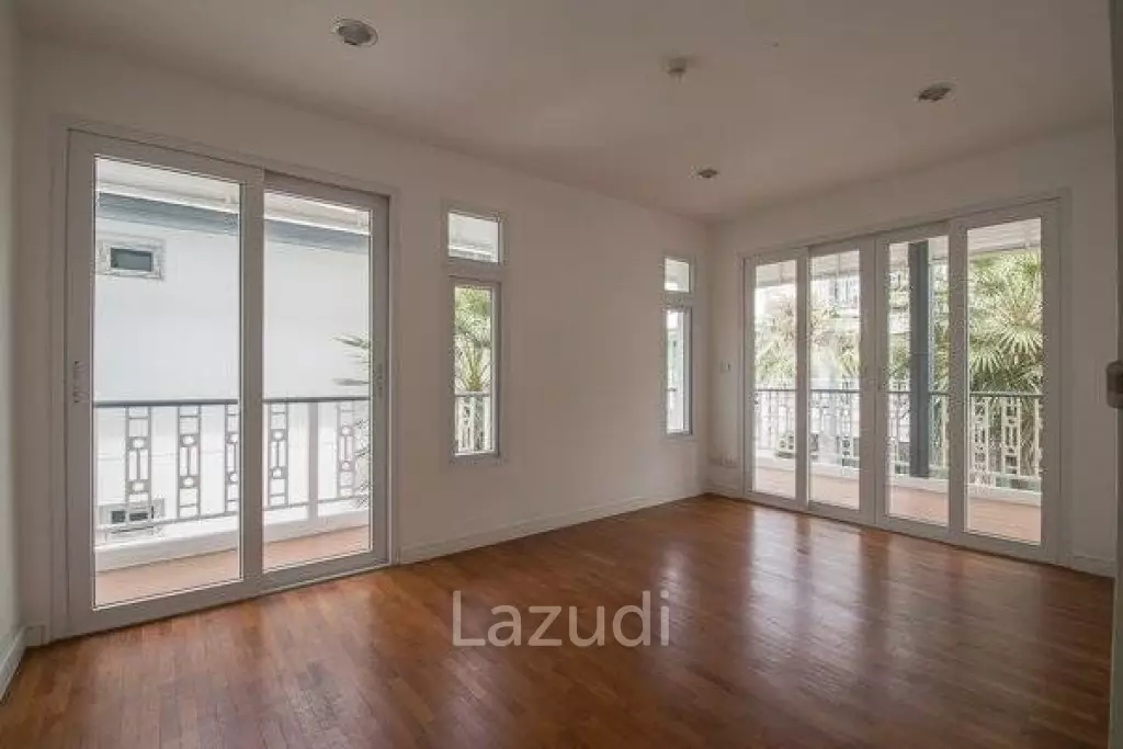 BAAN PLAI HAAD KHAO : 3 Bed Duplex Beachfront Condo