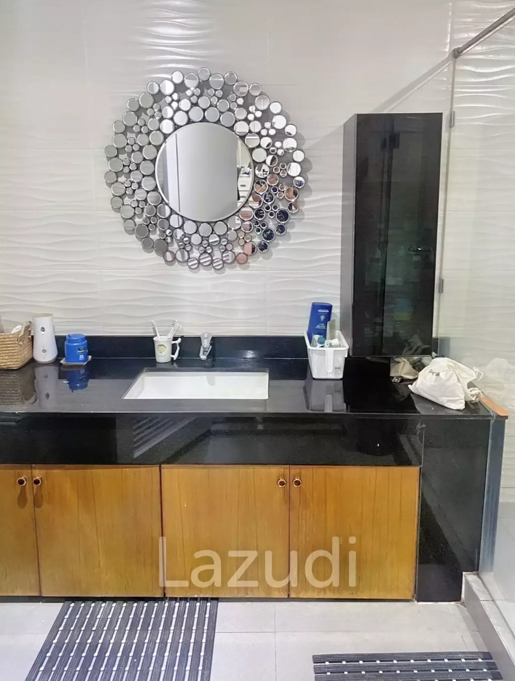 3 Bed 3 Bath 315 SQ.M Oriental Towers