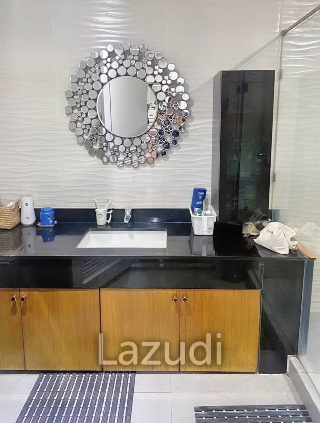 3 Bed 3 Bath 315 SQ.M Oriental Towers