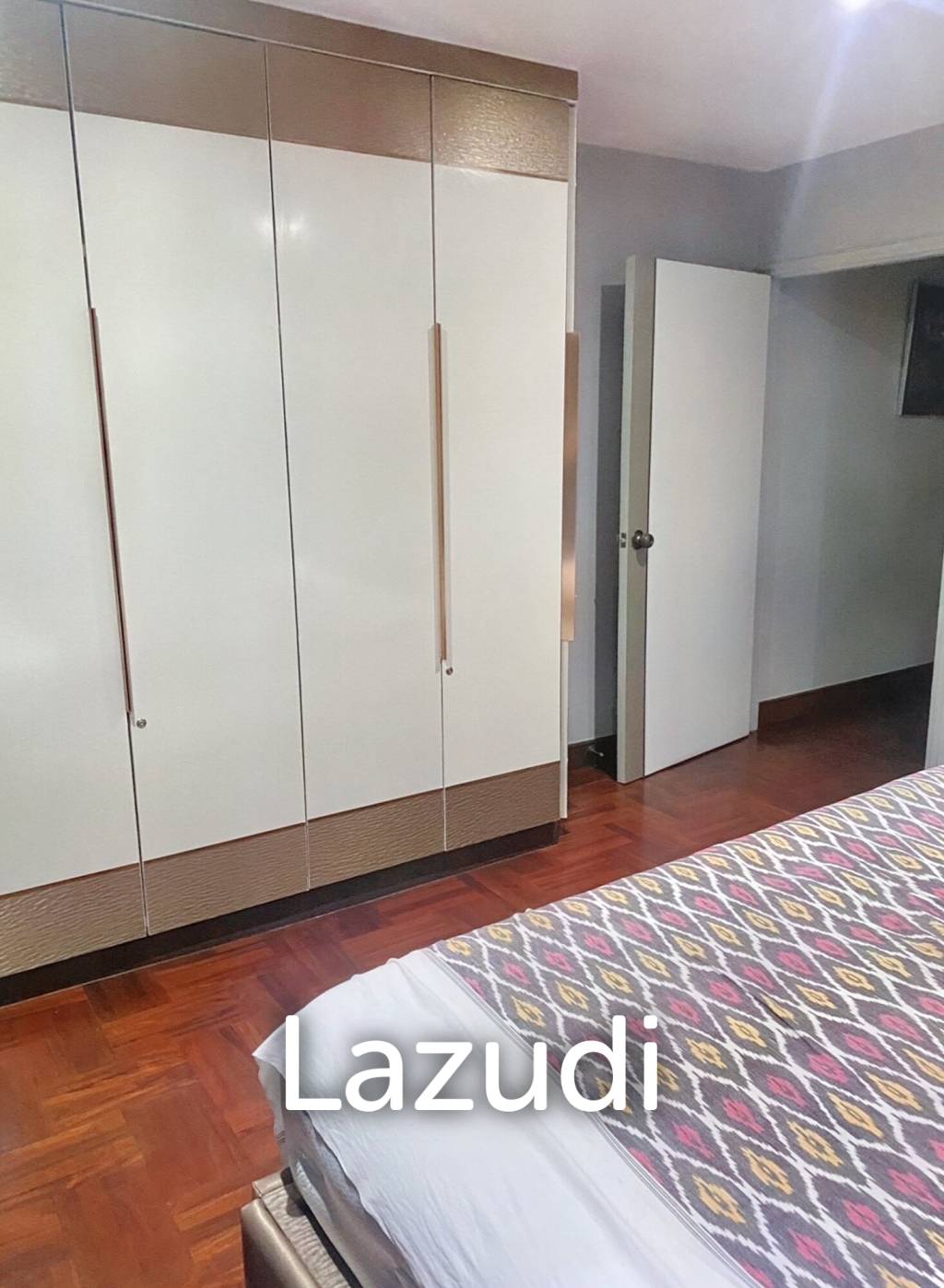 3 Bed 3 Bath 315 SQ.M Oriental Towers
