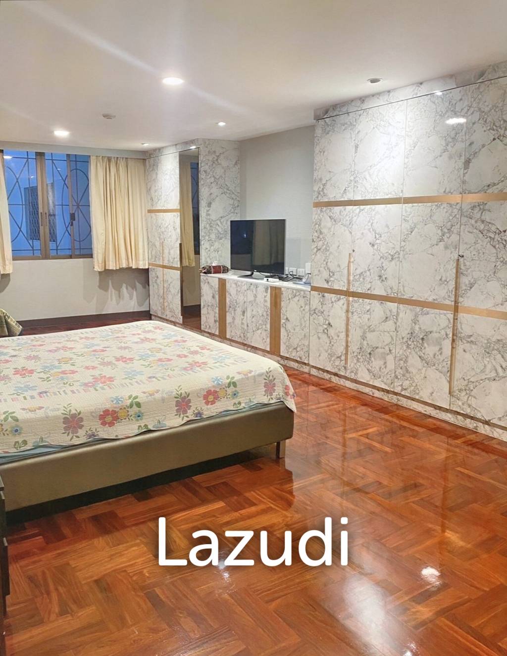 3 Bed 3 Bath 315 SQ.M Oriental Towers