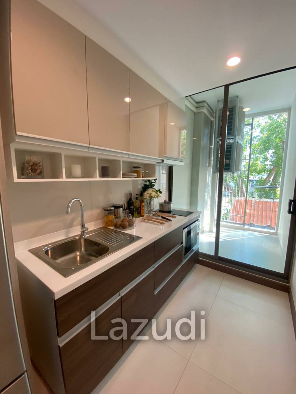 2 Bed 2 Bath 72.25 SQ.M. Supalai Oriental Sukhumvit 39