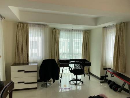 170Sqm 3 bed Foreign Freehold Condo | Patong