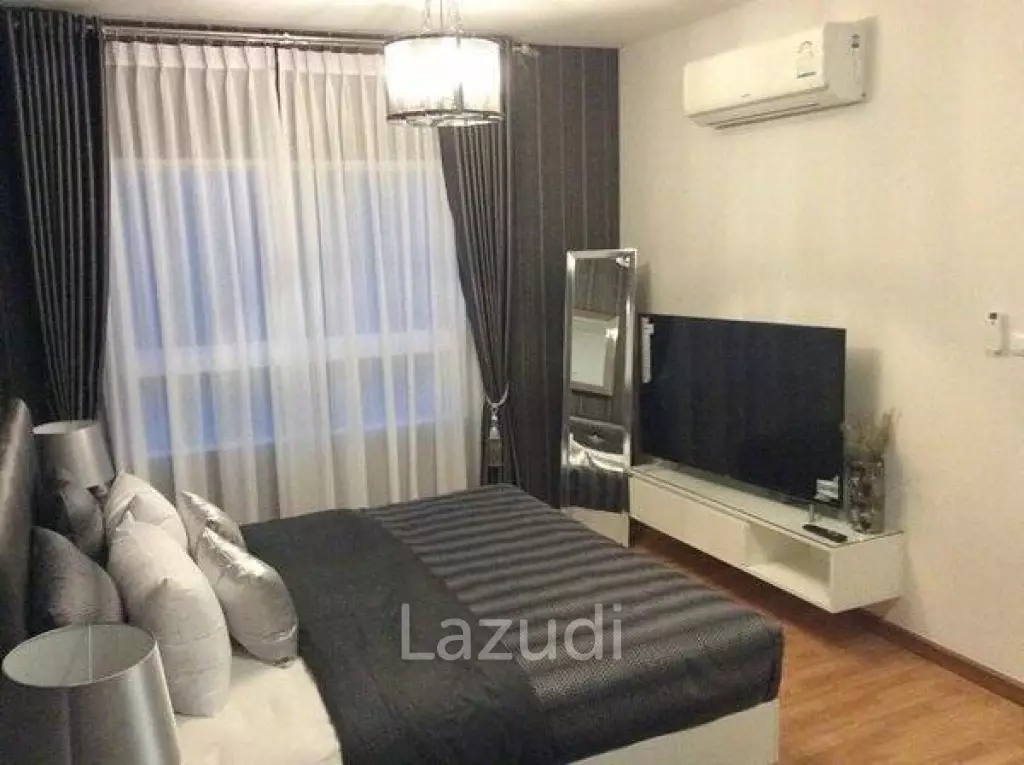 2 Bed Condo with Pool View