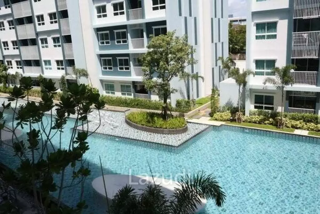 2 Bed Condo with Pool View
