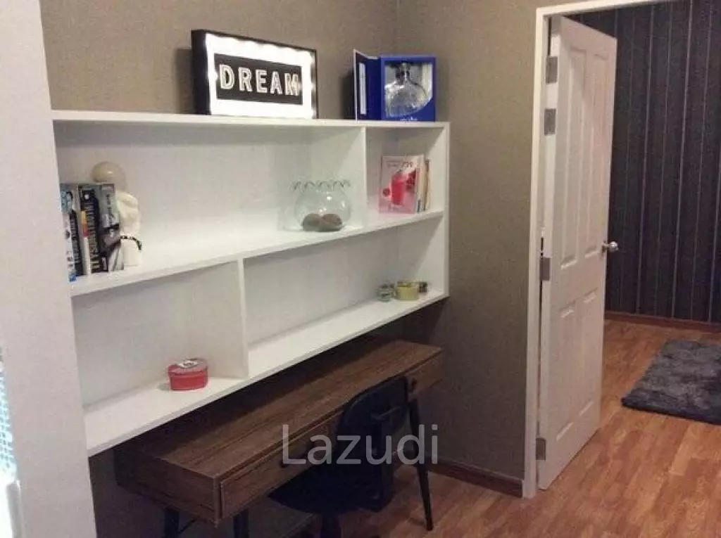 2 Bed Condo with Pool View
