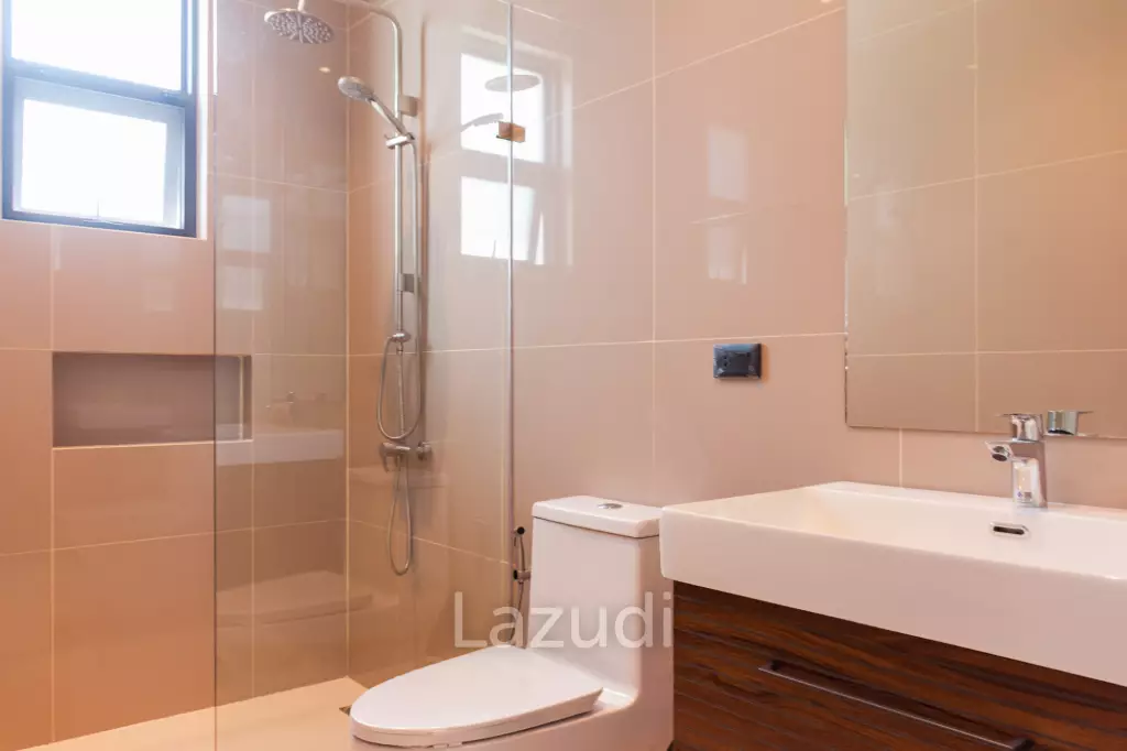 3 Bed 2 Bath 220.75 SQ.M. Pavilion Ville