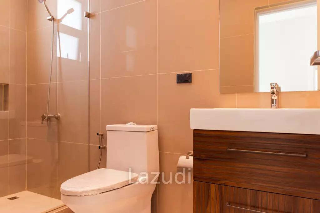 3 Bed 2 Bath 220.75 SQ.M. Pavilion Ville