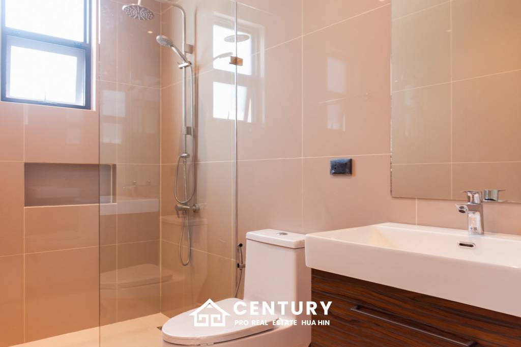 4 Beds 3 Bath 312 SQ.M. View Till Khao, Full Furnished