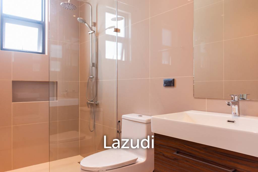 3 Bed 2 Bath 220.75 SQ.M. Pavilion Ville