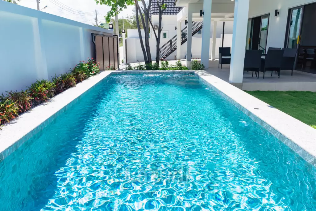 3 Bed 2 Bath 220.75 SQ.M. Pavilion Ville