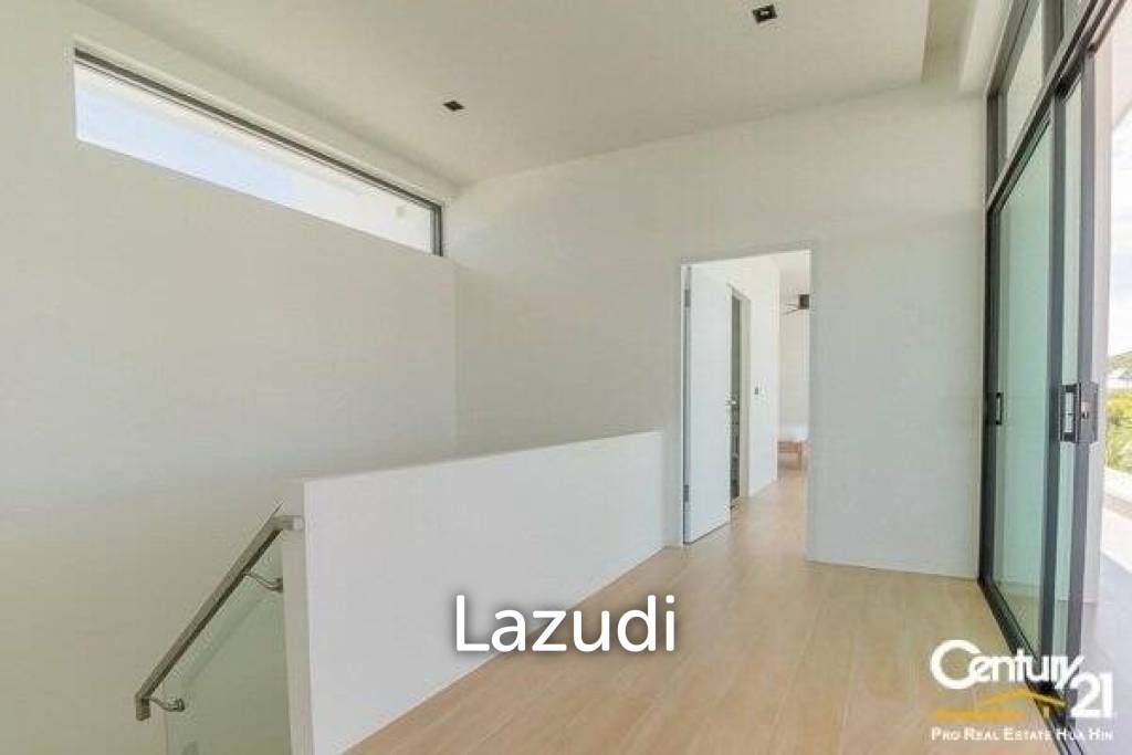 LA LUA : Luxury 4 Bed Pool Villa with Stunning Scenic View