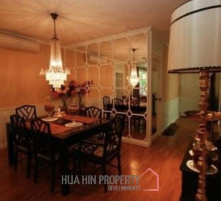 BAAN SAN PLOEN   :  3 bed luxury condo
