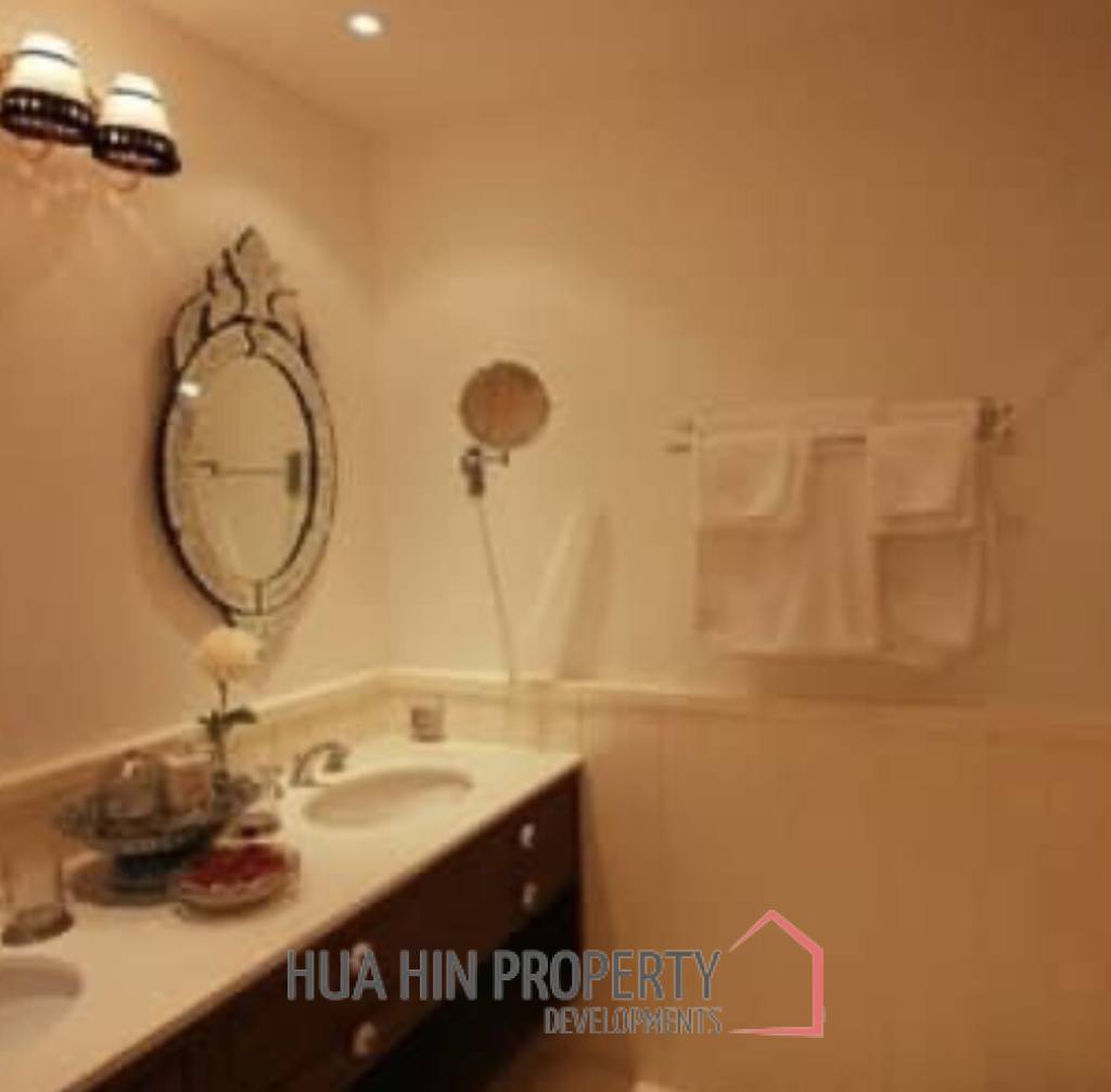 BAAN SAN PLOEN   :  3 bed luxury condo