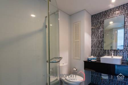 MYKONOS CONDO ( RENOVATED )  :  1 bed good located condo