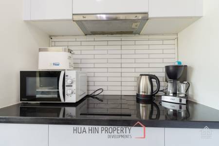 MYKONOS CONDO ( RENOVATED )  :  1 bed good located condo