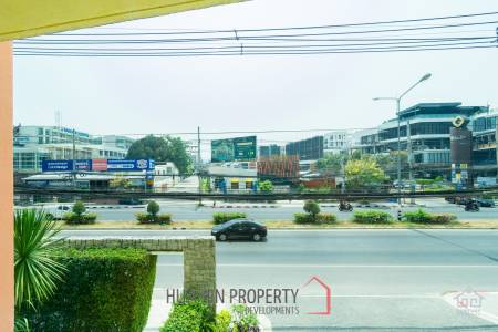 MYKONOS CONDO ( RENOVATED )  :  1 bed good located condo