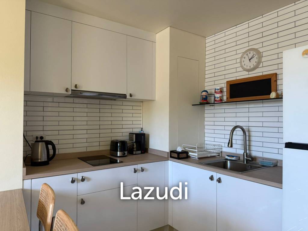 MYKONOS CONDO ( RENOVATED )  :  1 bed good located condo