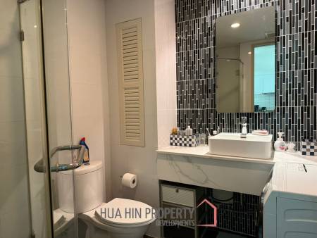 MYKONOS CONDO ( RENOVATED )  :  1 bed good located condo