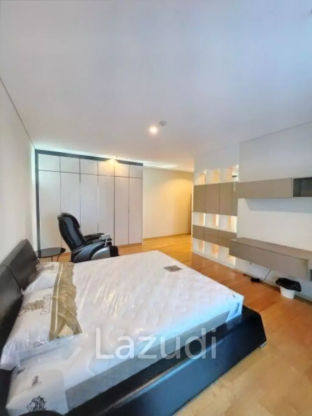 2 Bed 2 Bath 120 SQ.M at Villa Asoke