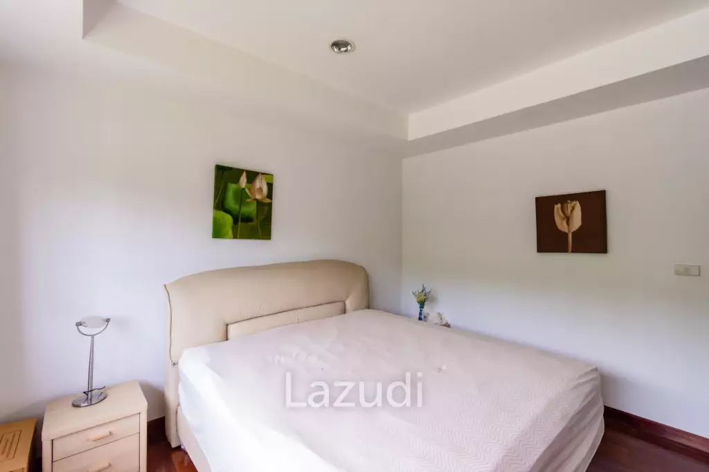 PALM HILLS CONDO : 2 bed with great mountain and canal view