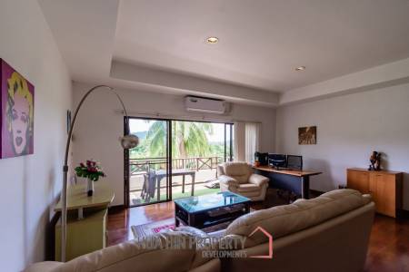 PALM HILLS CONDO : 2 bed with great mountain and canal view