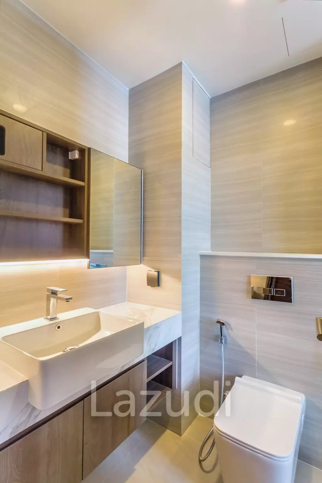 3 Bed 2 Bath 72 SQ.M. Park Origin Thonglor