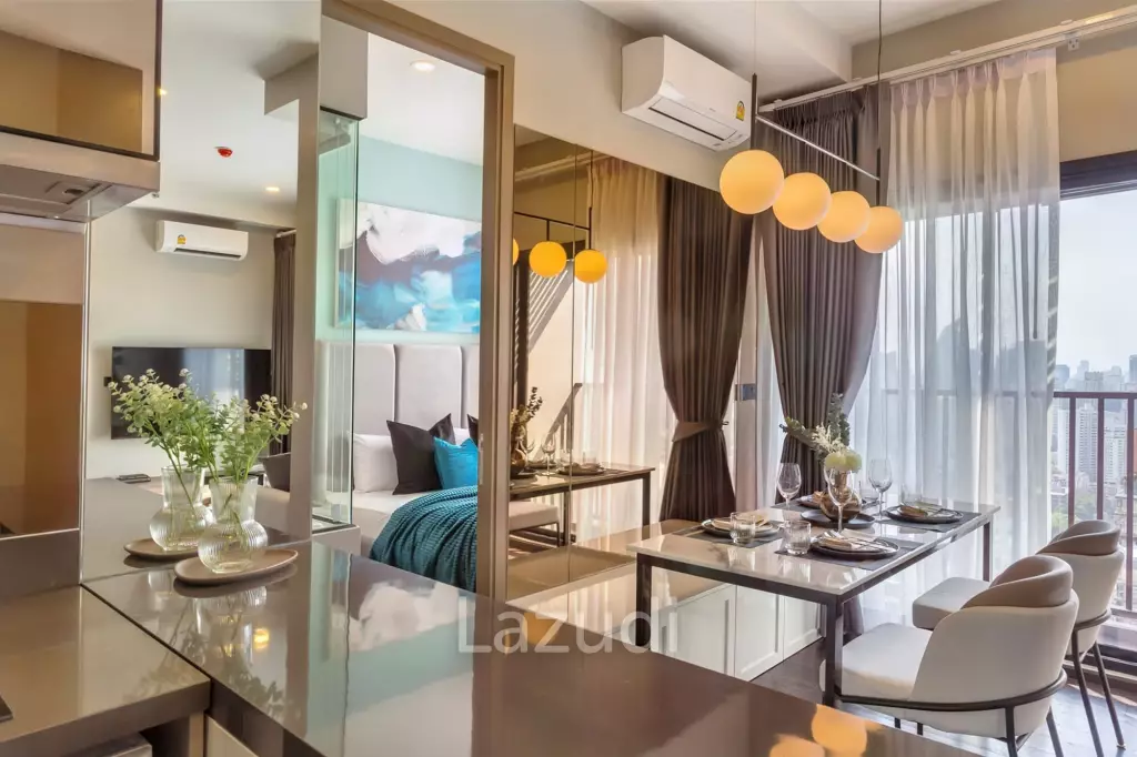 3 Bed 2 Bath 72 SQ.M. Park Origin Thonglor