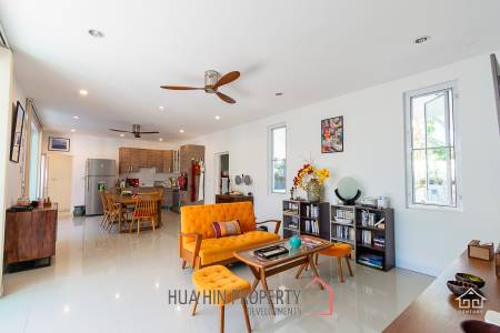 Modern 3 bed pool villa close to Bluport