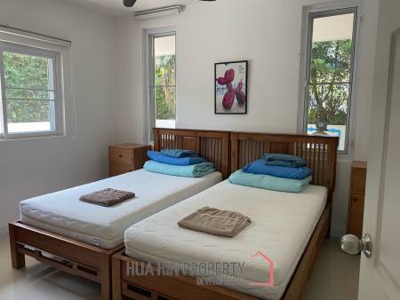 Modern 3 bed pool villa close to Bluport