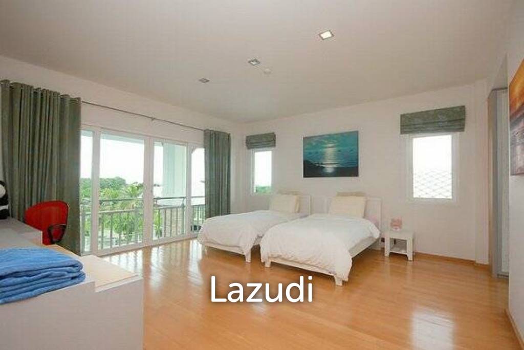 4,800 平方米 9 床 8 洗澡 别墅 对于 销售